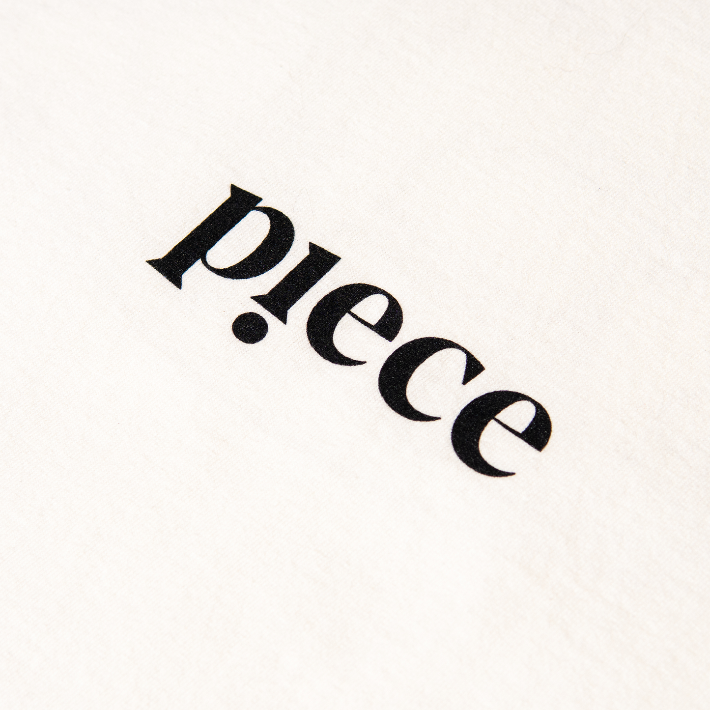 Logo Piece T-Shirt (Creme)